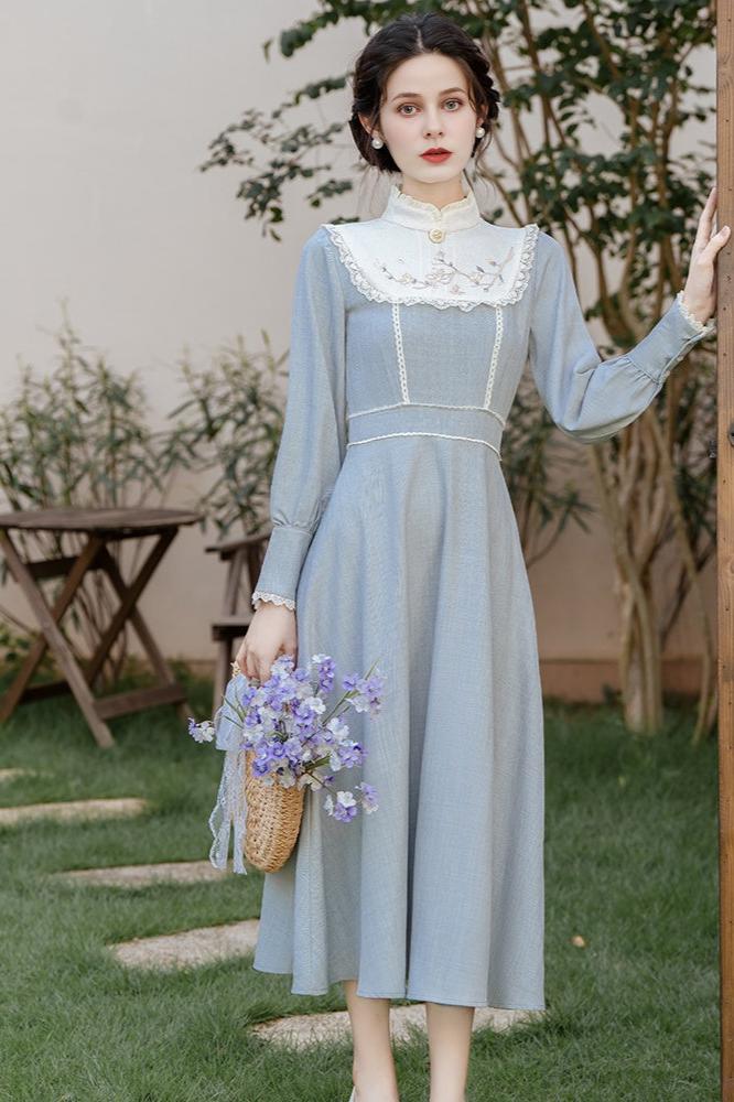 Vintage Style Blue Embroidered Dress