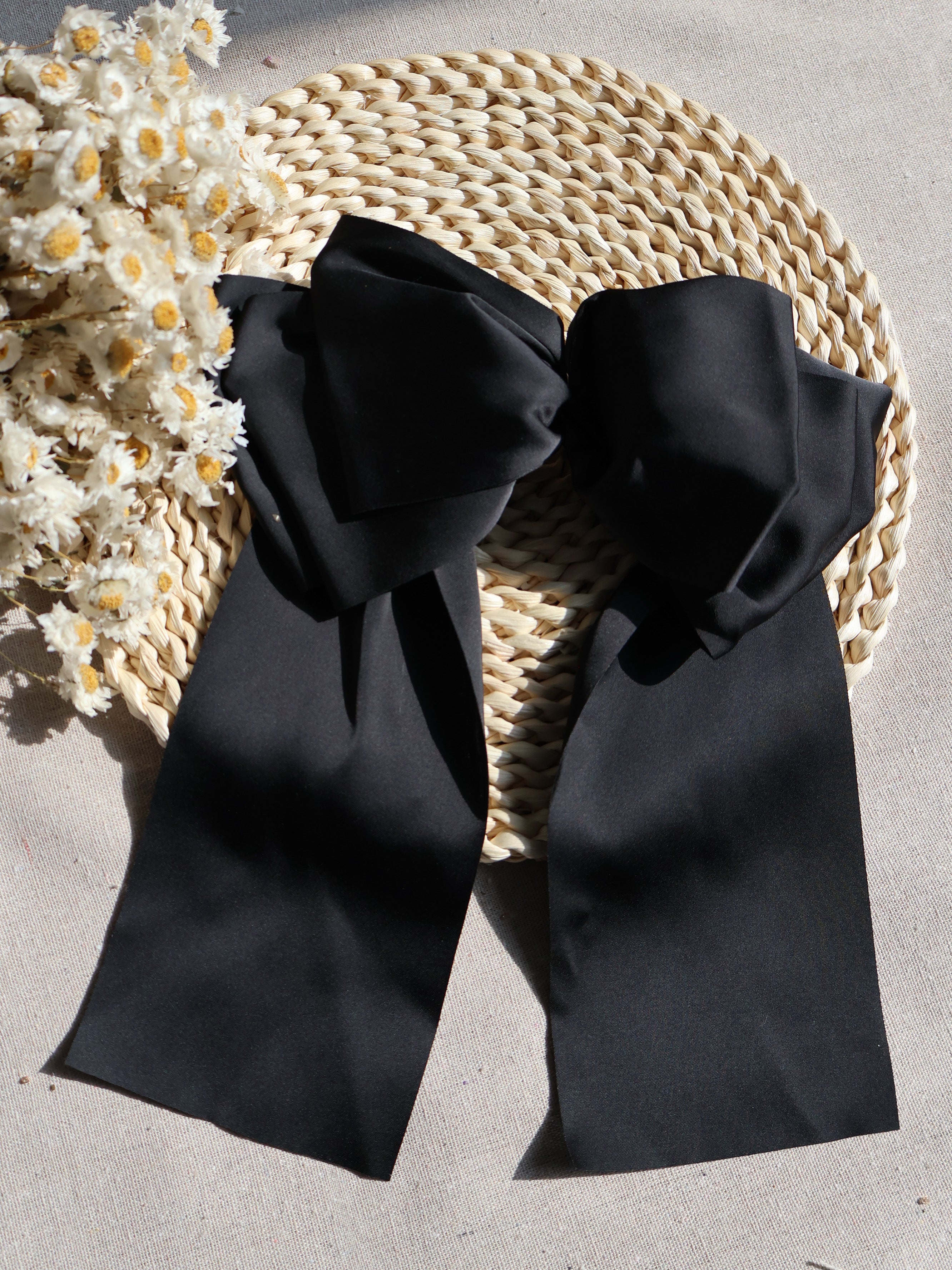 biggest hair bow black