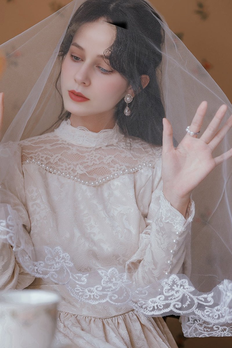 Vintage Style 50s Lace Wedding Dress