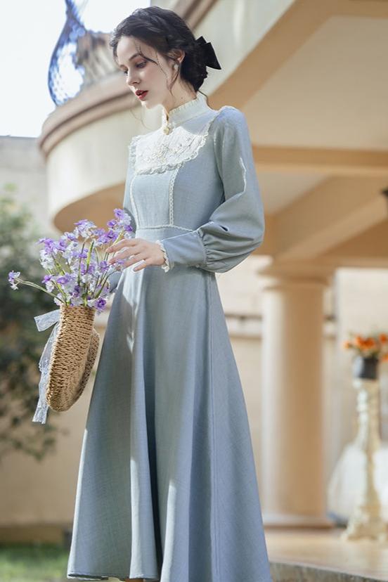 Vintage Style Blue Embroidered Dress