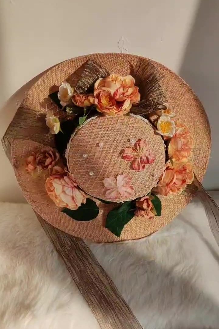 Vintage Derby Hats for Woman