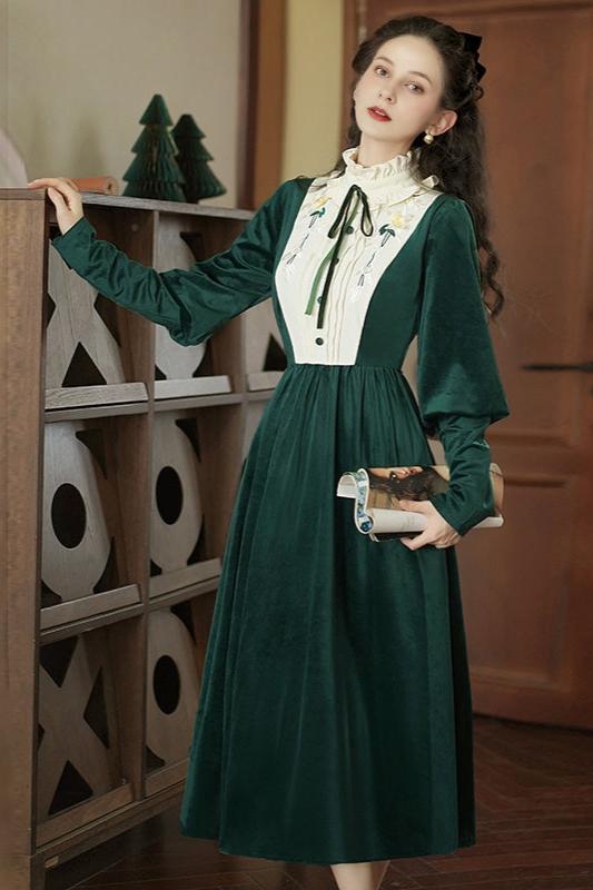 Vintage Green Velvet Dress