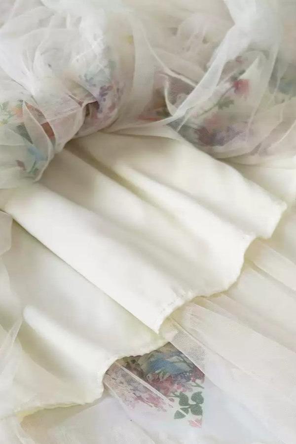 white floral fairy skirt woman